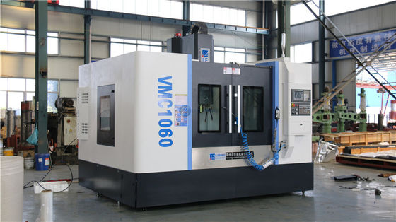 Fraiseuse verticale VMC1060 de commande numérique par ordinateur