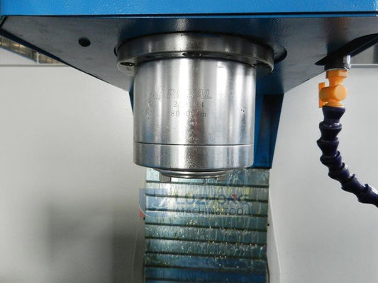 Fraiseuse VERTICALE de faible puissance XH7125 de commande numérique par ordinateur