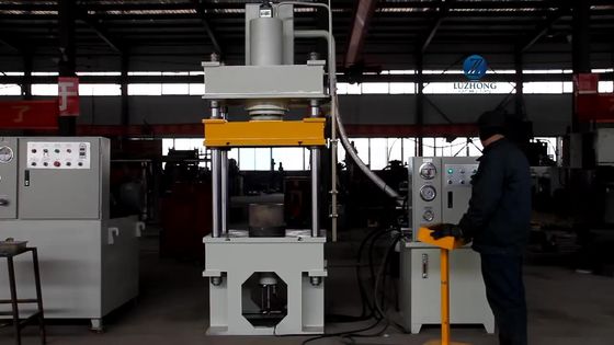 YQ32-200 trois machine chinoise de presse hydraulique de colonne des poutres quatre
