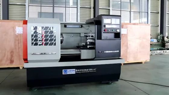 Le tour Mini Cnc Lathe For Alloy en métal de la commande numérique par ordinateur CK6140 roule